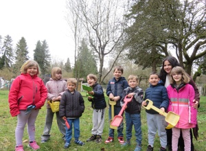 Mehr Natur zum Spielen – Wir schaffen einen neuen Kinder-Spielgarten