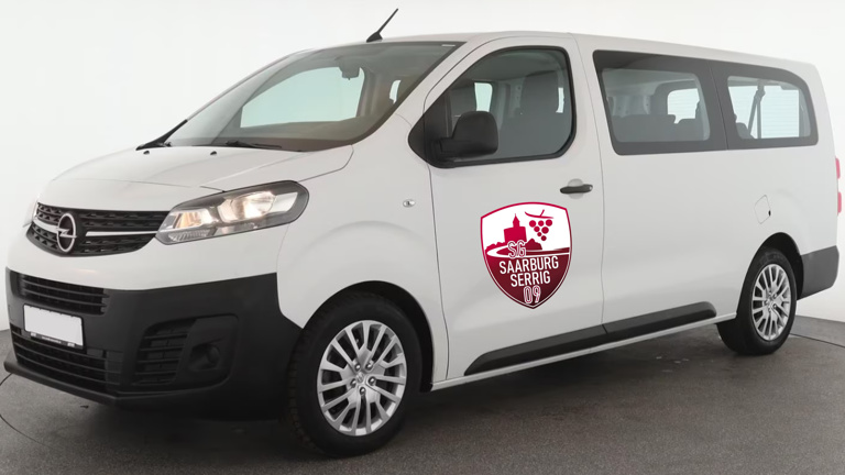 Neuer Mannschaftsbus SG Saarburg/Serrig 09
