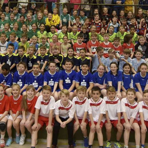Handball-AGs in Soester Grundschulen