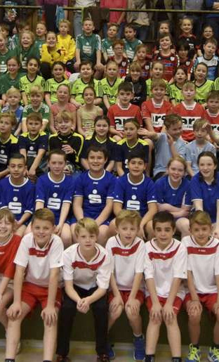 Handball-AGs in Soester Grundschulen