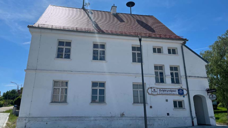 Bergschützen Zeholfing e.V. Sanierung der Fassade