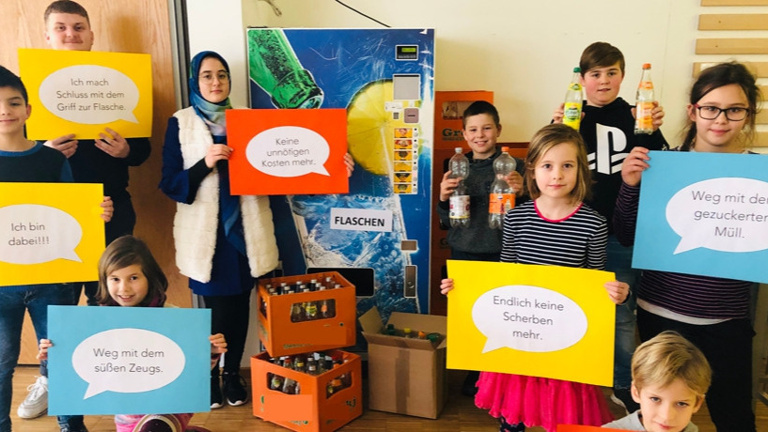 Gesundes Trinkwasser statt Zucker für Schüler