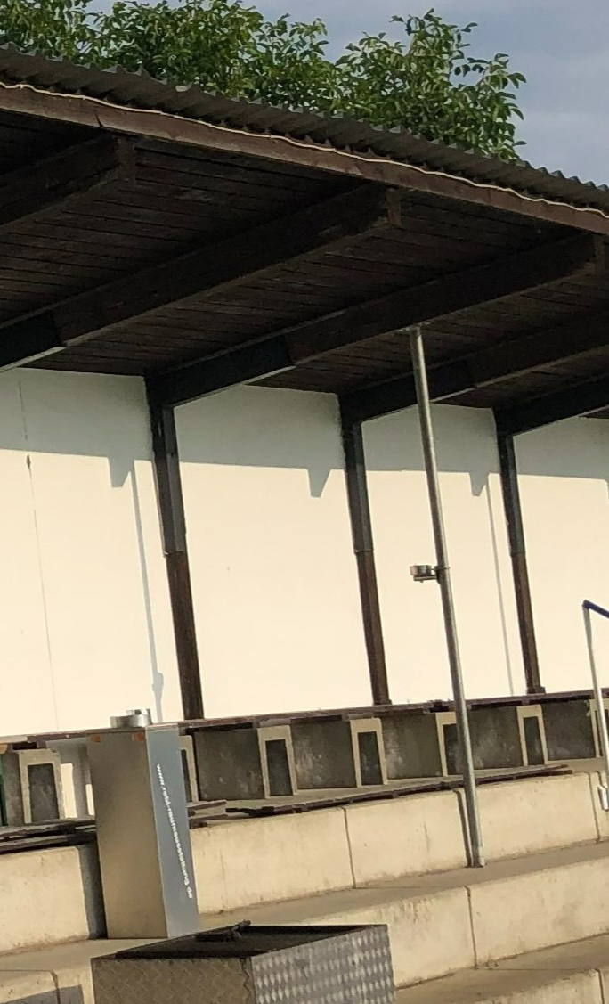 Dachdecker und Spenglerarbeiten Tribüne SVH