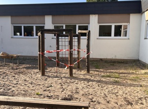 Gemeinsam für lachende Kinderaugen - neue Außenspielgeräte