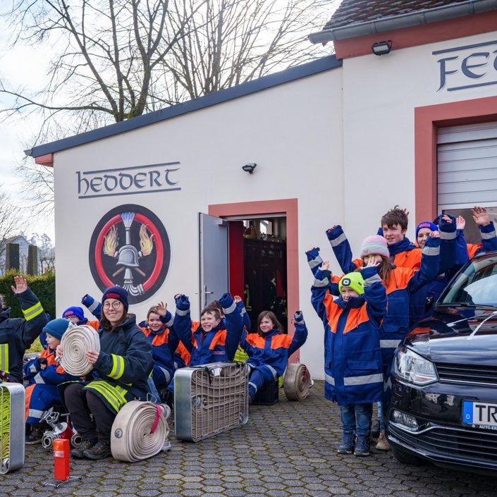 4 Räder, 9 Sitze - für Kinder, Jugend und Einsatz!
