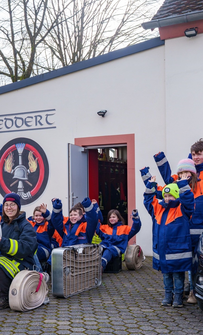 4 Räder, 9 Sitze - für Kinder, Jugend und Einsatz!