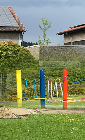 Coole Action-gut ausbalanciert auf dem neuen Kletterparcours!