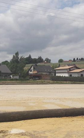 Neue Reitplatz-Umzäunung
