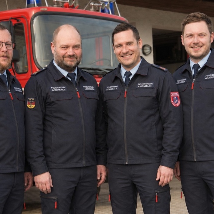 Tagesdienstkleidung für die Freiwillige Feuerwehr Aidenbach