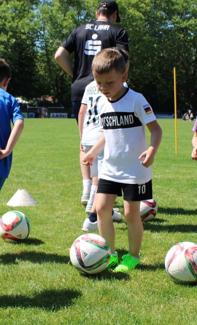 Gemeinsam am Ball