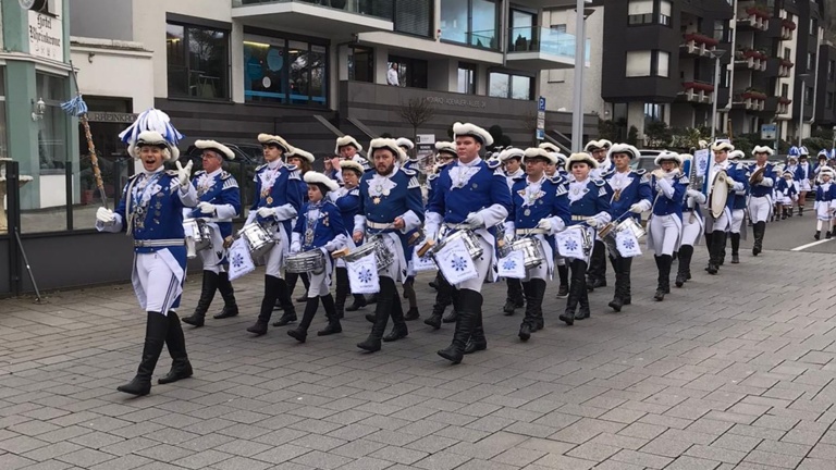 Rhythmus bewahren -  Erneuerung unserer Instrumente