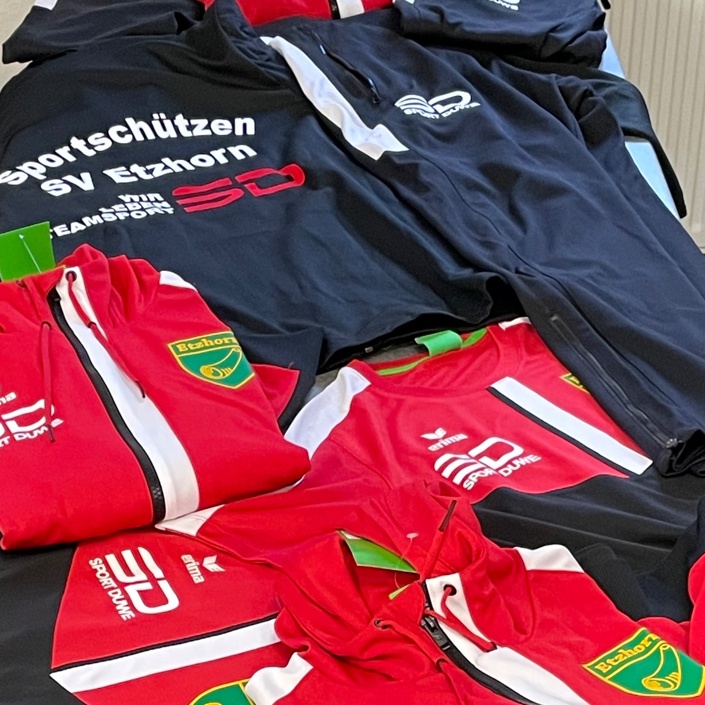 Sportbekleidung für unseren Verein