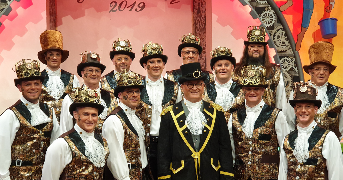Neues Outfit für den Elferat - Viele schaffen mehr