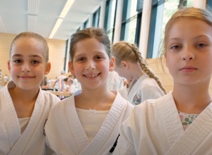 Ladies Karate Kata-Cup