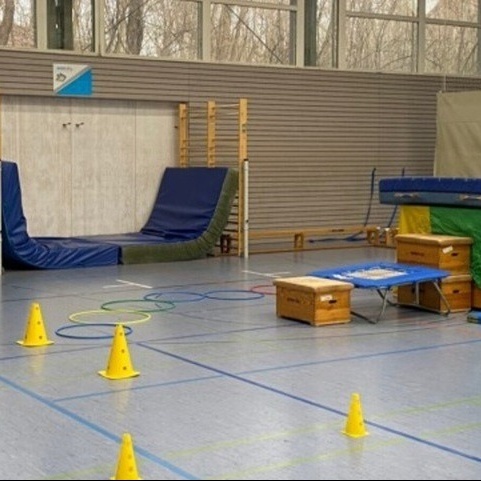 Springen, Lachen, Lernen – Sportmaterial für Kinder in Bewegung