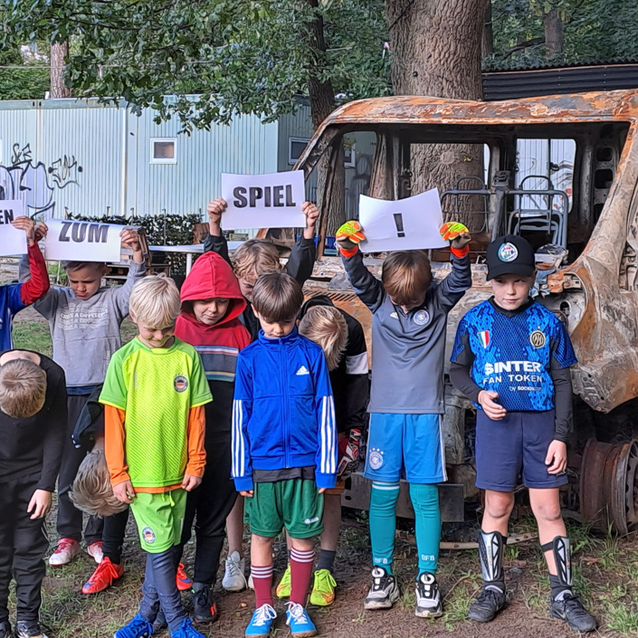 FSV Babelsberg 74 braucht Ersatz für abgebrannten Bus