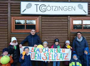 Wir bauen einen neuen Spielplatz