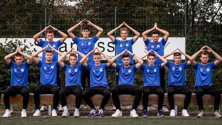 Trainer-/Spielerbänke Sportplatz Neu-Listernohl