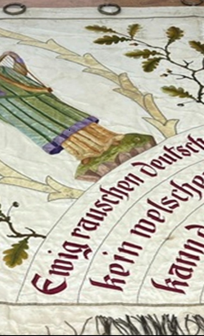Restaurierung der historischen Vereinsfahne