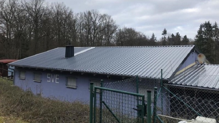 Photovoltaikanlage mit Batterie &amp;amp; Heizstab, Sportstätte Erfurtshausen