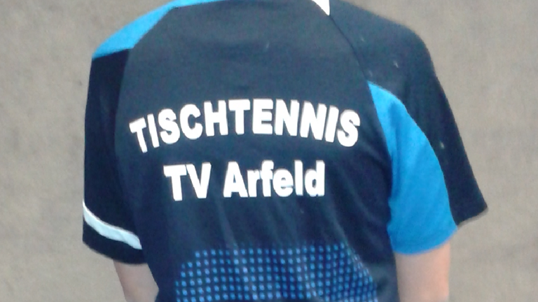 Neue Spielgeräte für den Tischtennissport im TV Arfeld
