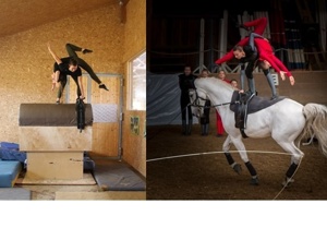 Galoppierendes Holzpferd Dolly Jumper
