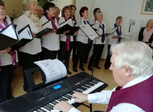 Ein Klavier für unseren Volkschor
