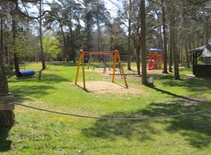 Spielturm für die Kleinen - Spielplatz Am Flüddert