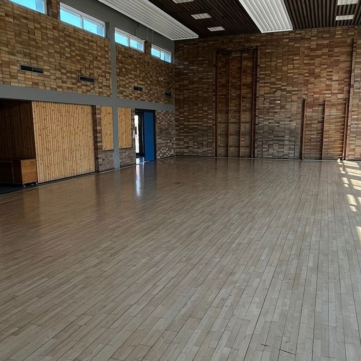 Turngeräte Sporthalle Eifa