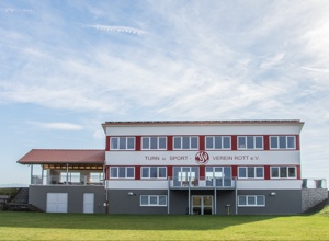 Kabineneingangstüre Sportheim