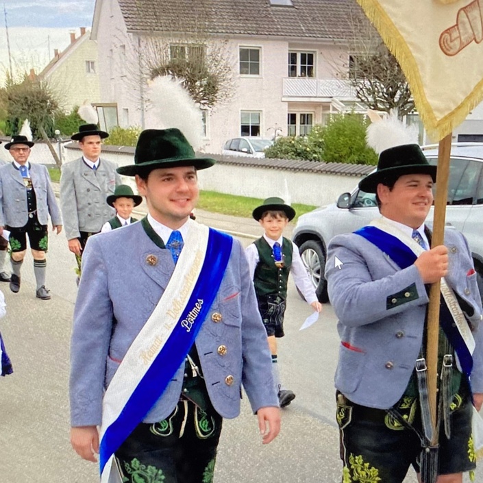Chronik zum 100 Jährigen des  Heimat- und Volkstrachtenvereins Pöttmes
