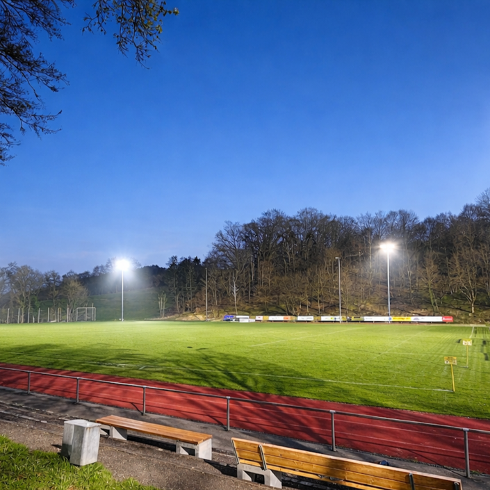 Modernes LED-Flutlicht im Steinbachstadion – nachhaltig in die Zukunft