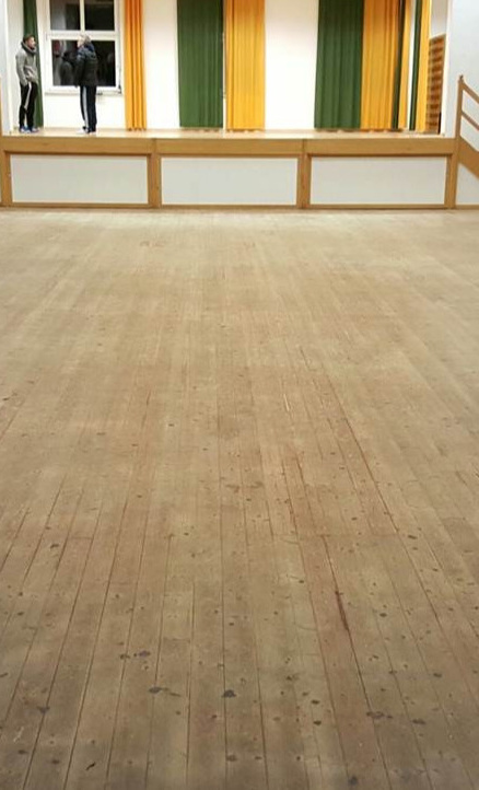 Neuer Boden für die Schützenhalle