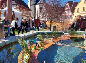 Der Auber Marktbrunnen braucht Hilfe, damit er weiter plätschern kann!