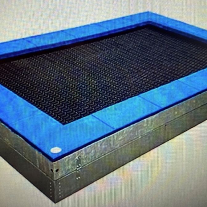 Neues Trampolin