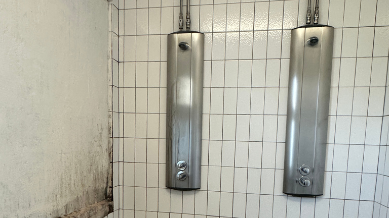 Sanierung der Frauen-Dusche des Ruder-Club Tegel 1886