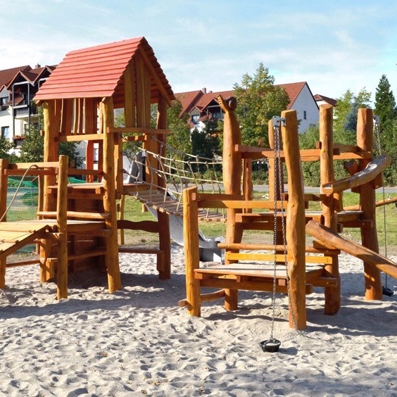 Klettergerüst für den Kindergartenhof