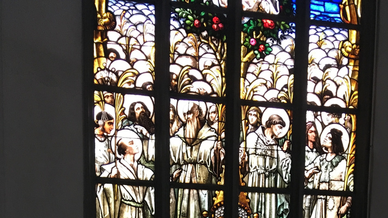 Kath. Pfarrkirche St. Johann Bapt. München Haidhausen - Kirchenfenster