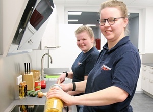 Geschirr und Kochausstattung im Begegnungszentrum