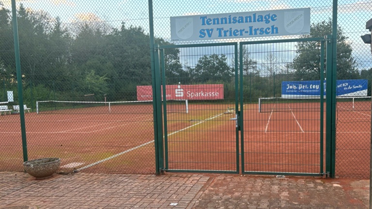 Sanierung der Zaunanlage für die Tennisplätze