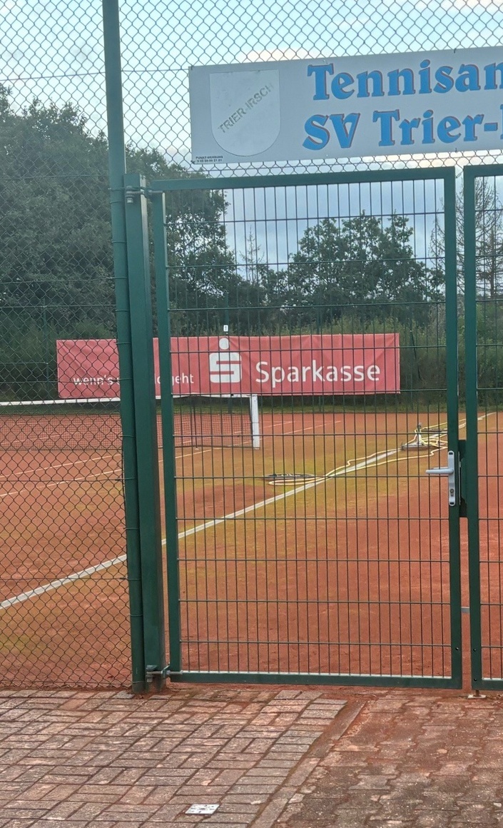 Sanierung der Zaunanlage für die Tennisplätze
