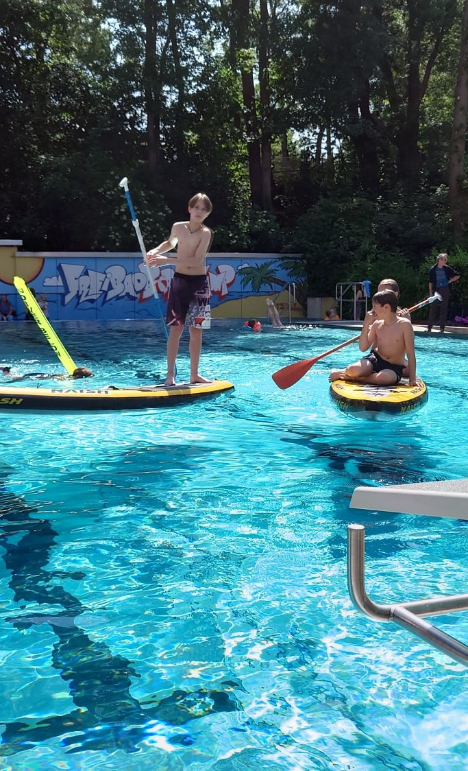 Photovoltaikanlage für wärmeres Wasser  im Freibad Bornekamp, Unna