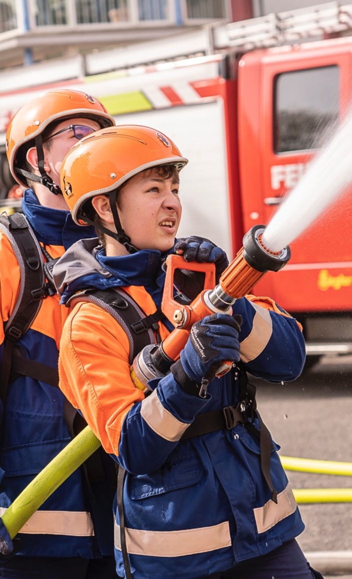 Nachwuchs fördern: Ausbildungsmaterial für die Jugendfeuerwehr