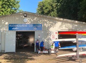 Dreier-Ruderboot für Collegia