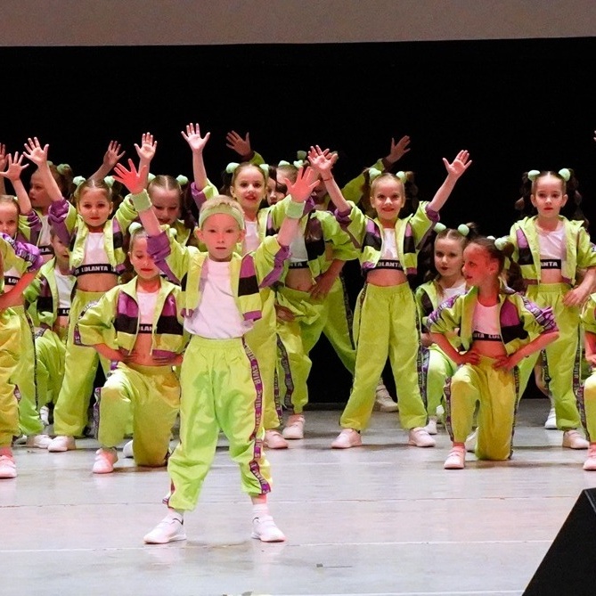 Kinder- und Jugendfestival "Die kleinen Sternschnuppen"