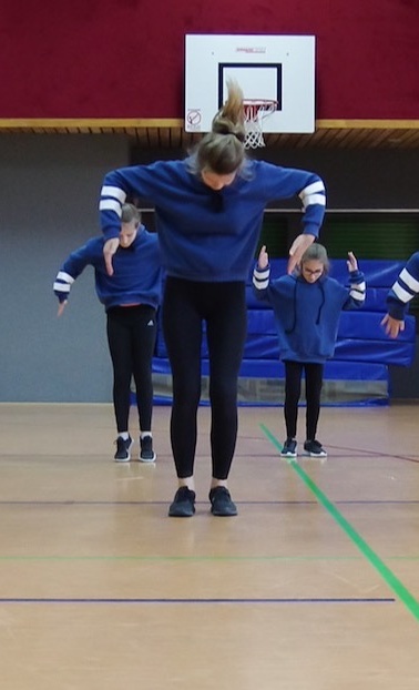 Trainingsanzüge Abteilung Dance