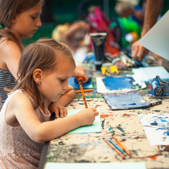 Kinder-Kreativ-Club und Eltern+Kind Café
