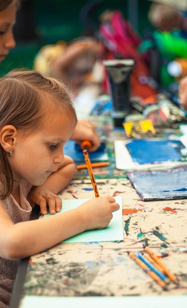 Kinder-Kreativ-Club und Eltern+Kind Café