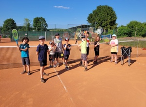 LED-Beleuchtung für Ganzjahres-Tennisplätze