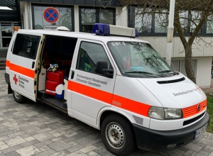 Neue Krankentransporttrage für das DRK Siershahn